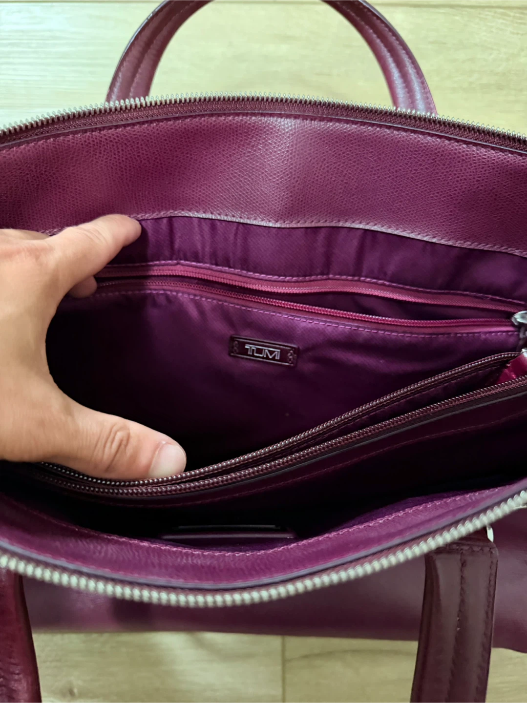 Tumi Purple Leather Tote Bag - photo 4