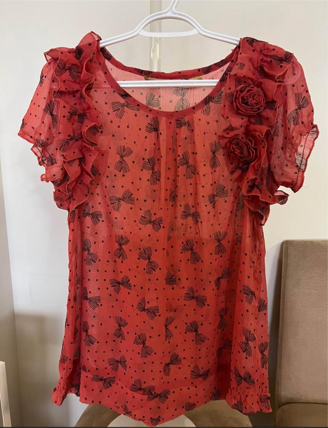 Red Bow & Polka Dot Blouse with Flowers ⚽️ - photo 2