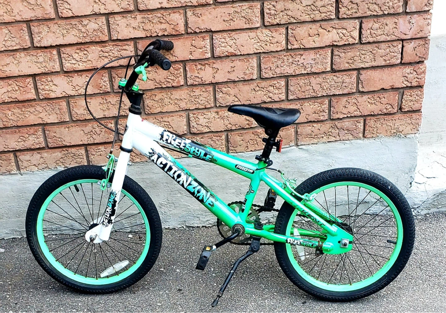 Action Zone Freestyle Bike - photo 3
