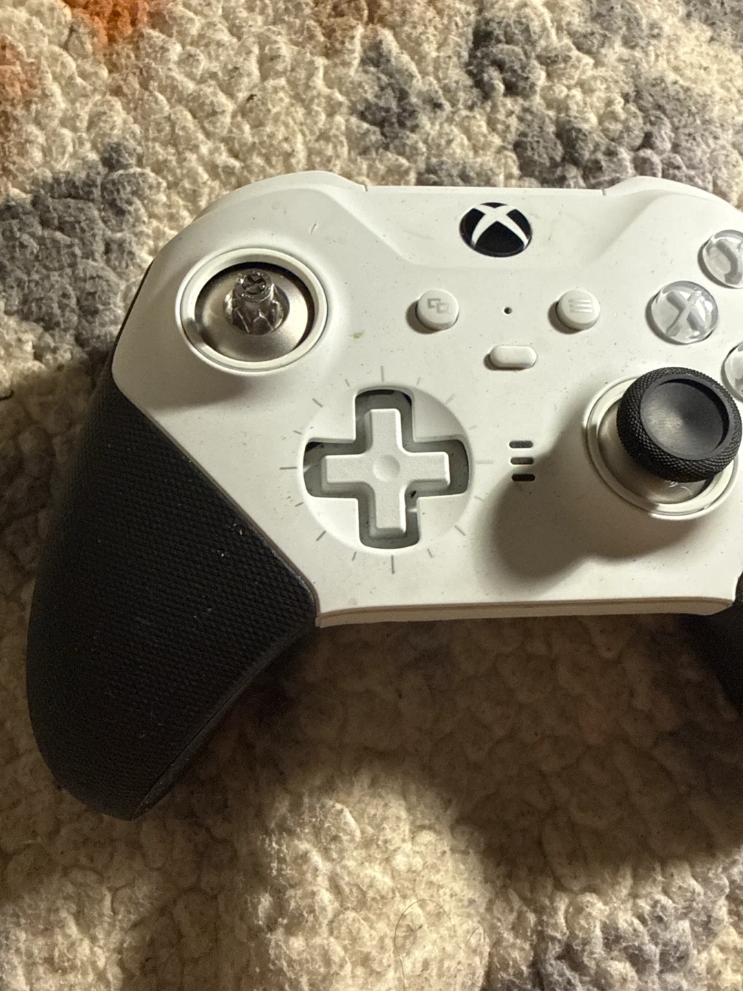 White Xbox Elite Series 2 Wireless Controller - photo 3