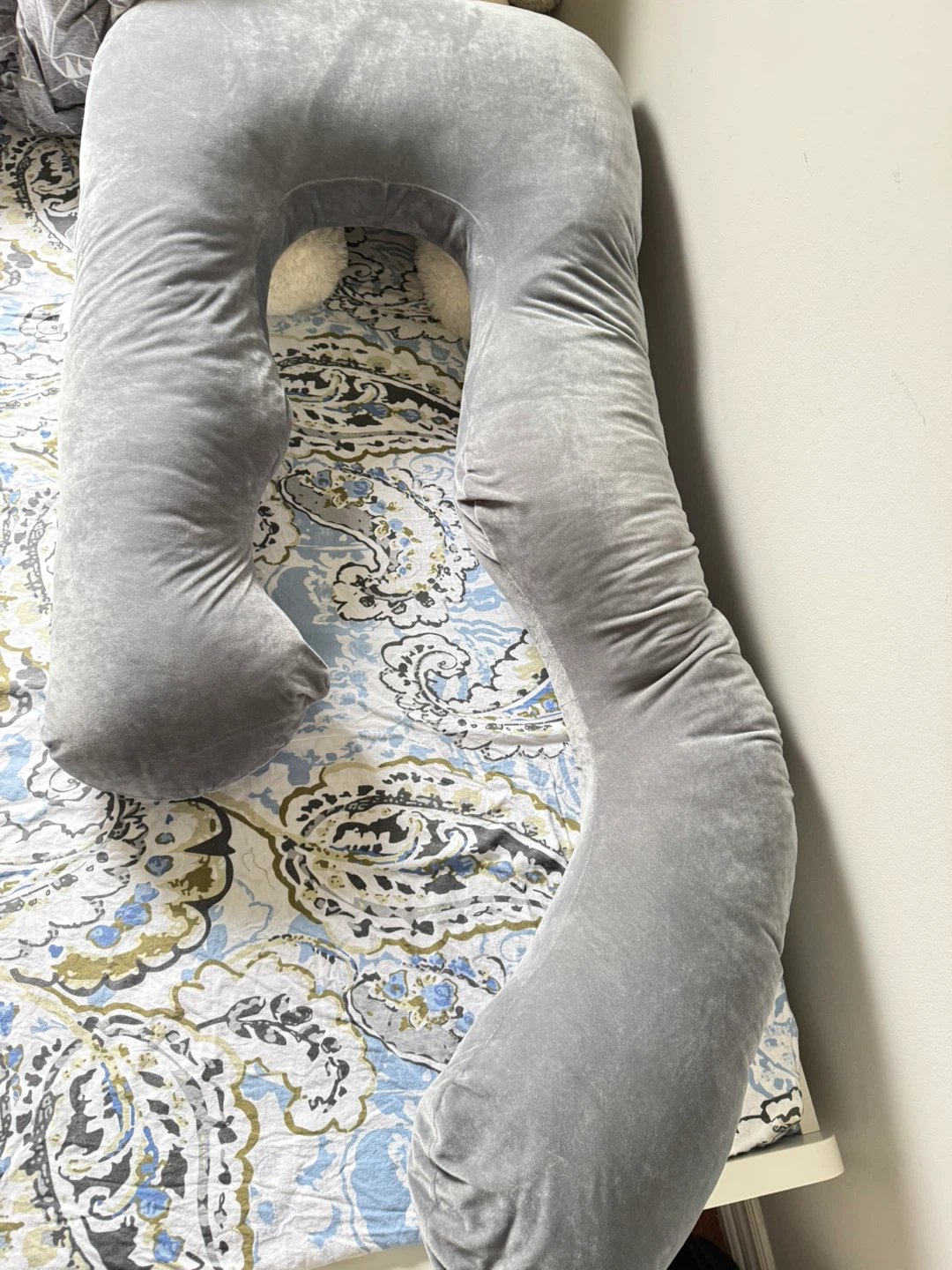 Grey U-Shaped Full Body Pillow - photo 2