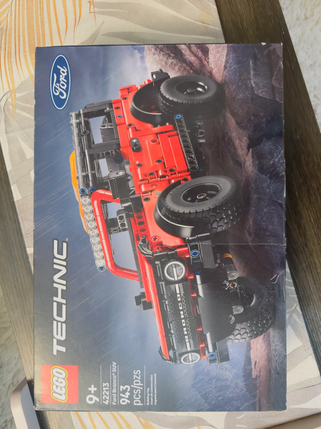 LEGO Technic Ford Bronco SUV (42213) – Brand New & Sealed