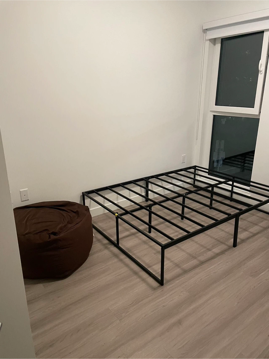 Full Size Metal Bed Frame - $50 ⭐