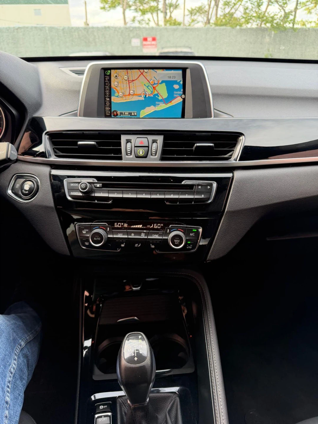Gray BMW X1 SUV - photo 5