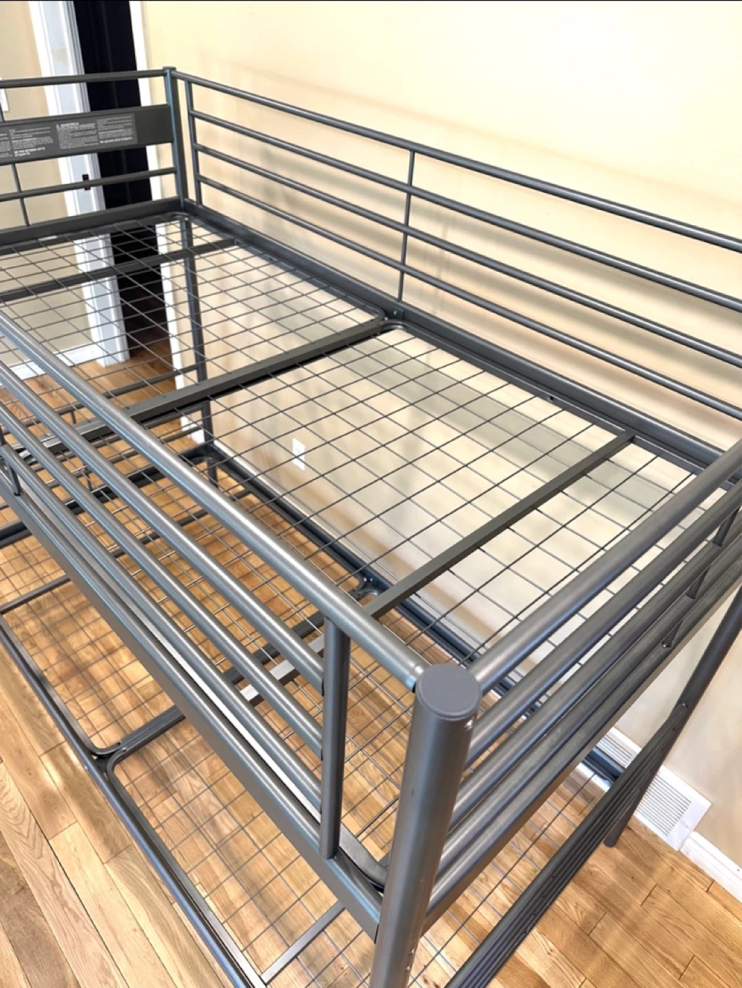 IKEA SVARTA Bunk Bed in Good Condition (CAN DELIVER) - photo 5