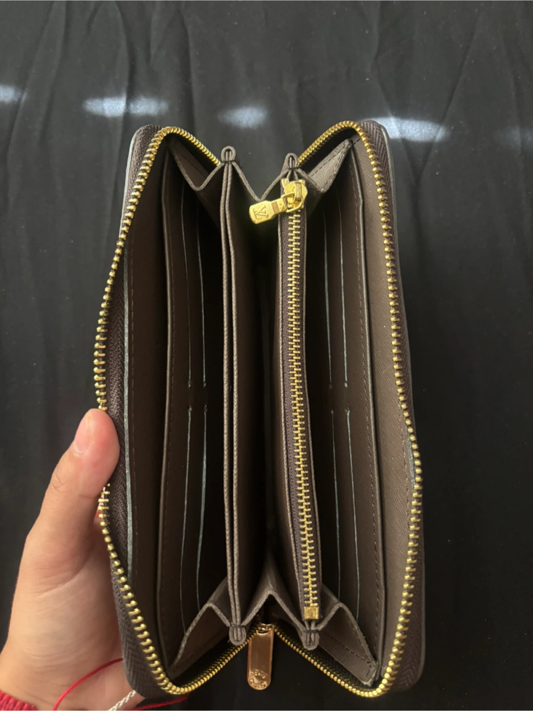 Louis Vuitton Damier Ebene Zip Around Wallet - photo 2