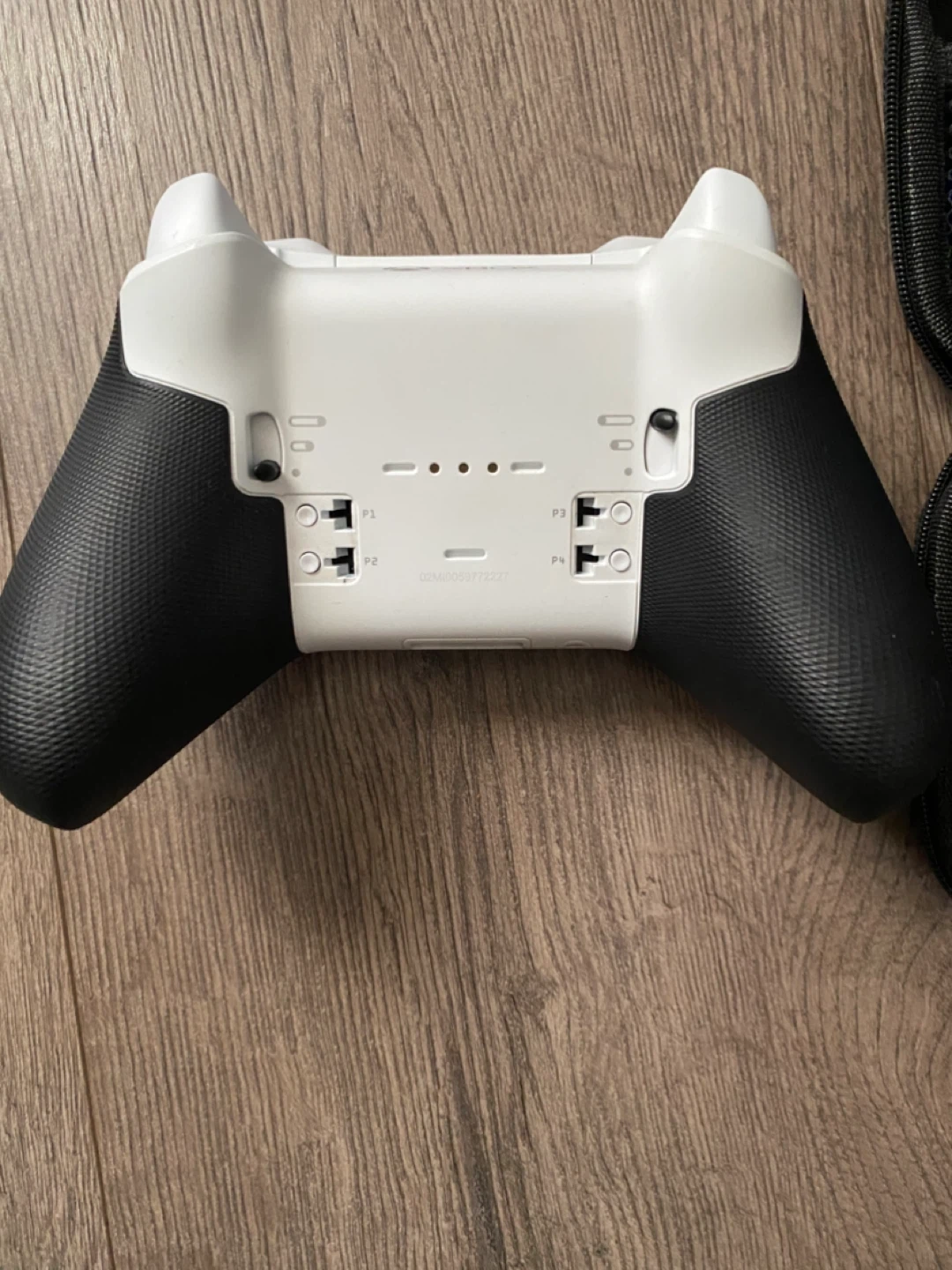 Xbox Elite Wireless Controller Series 2 - photo 2