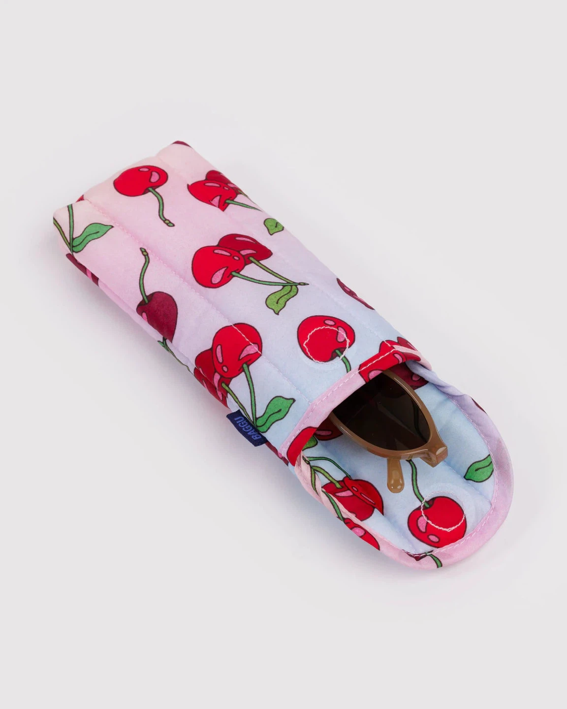 BAGGU Puffy Glasses Sleeve - Cherries Print - photo 3