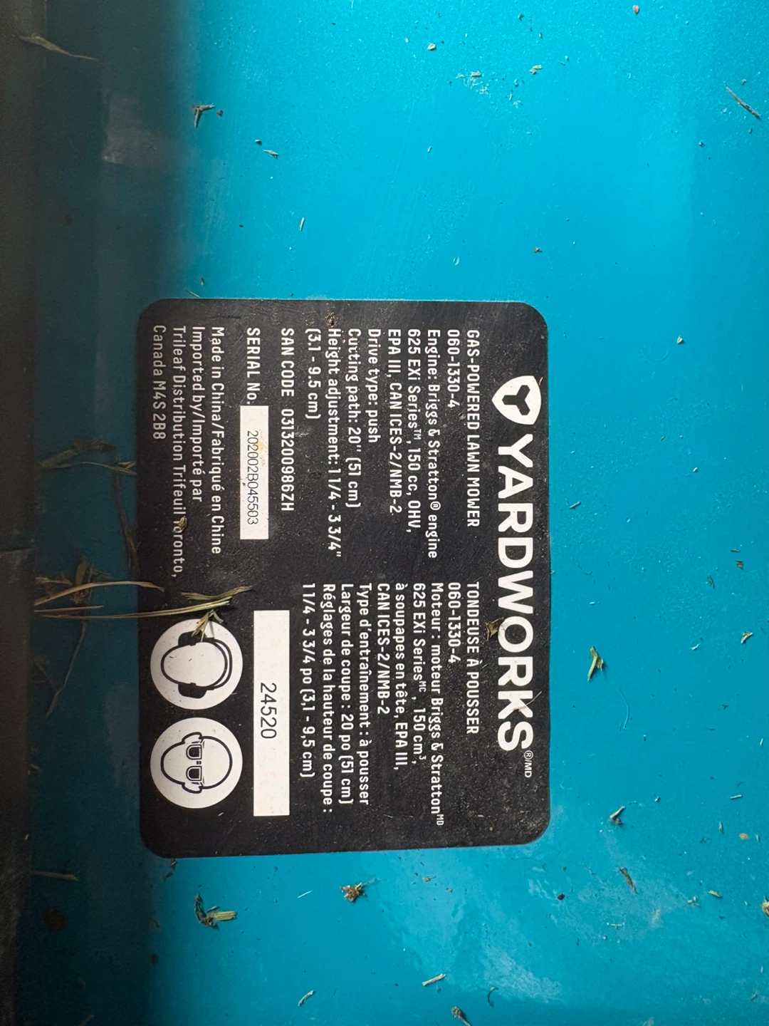 Yardworks 21-in Gas Lawn Mower brand new - photo 3