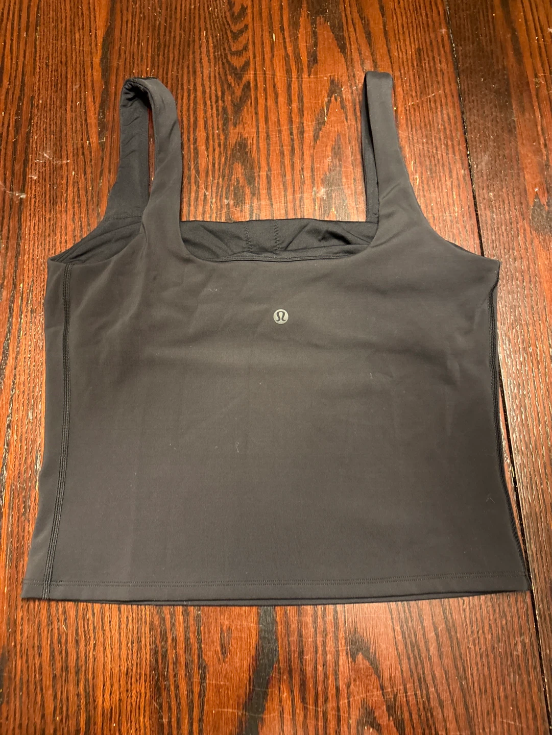 Bundle of three Lululemon sports bra and Align Tank Top - photo 4