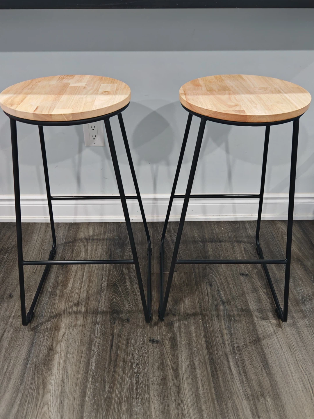 Set of 2 Wooden Top Bar Stools