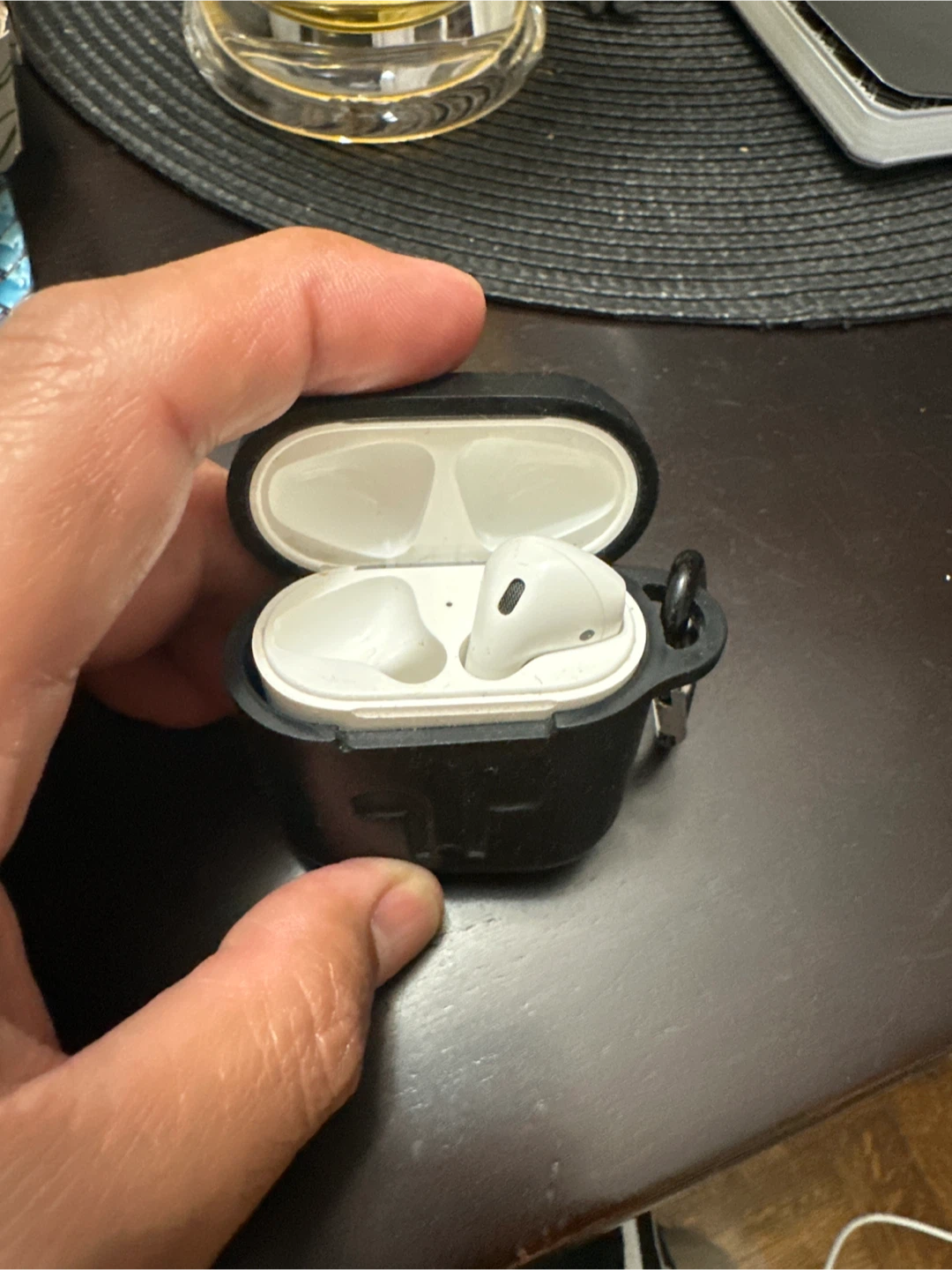 Apple AirPods  (used) - photo 3