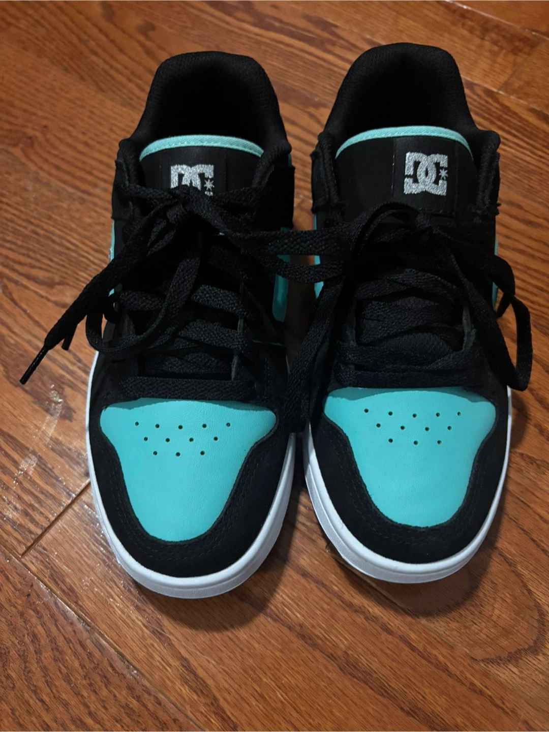 DC Shoes Black and Teal Sneakers - photo 3