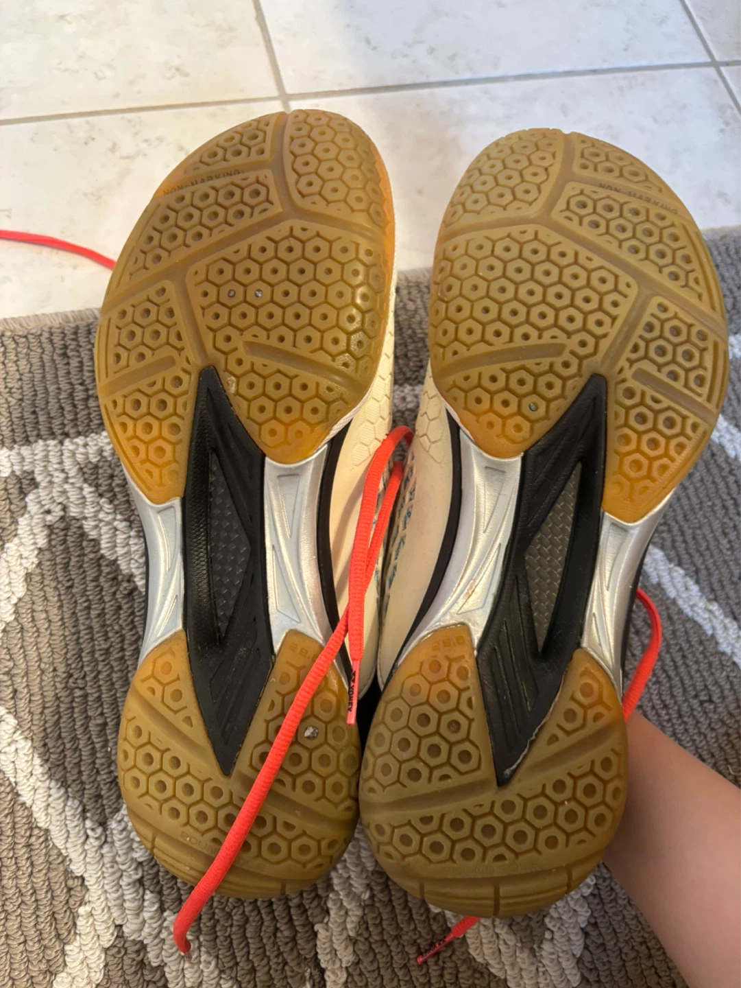Men’s badminton shoes size 9 in half - photo 3