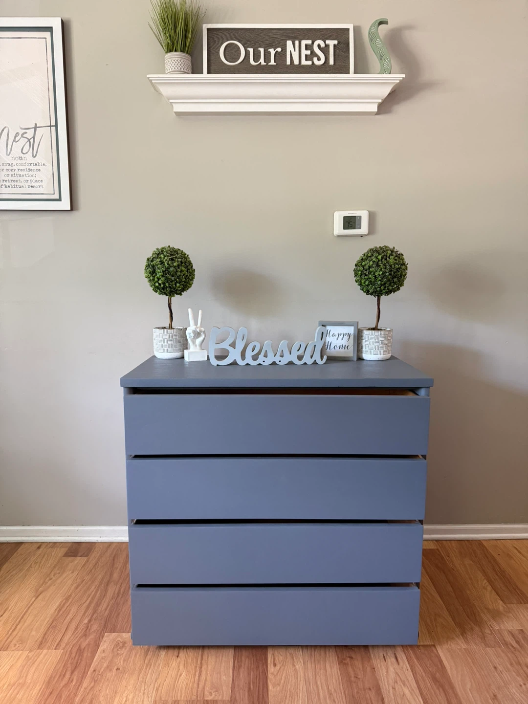✨🩶Beautiful solid dresser🩶✨ - photo 2