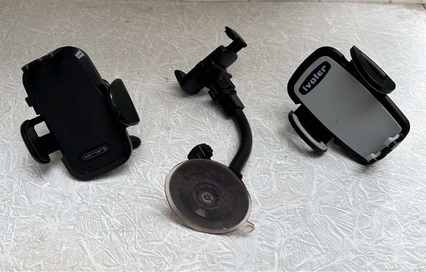 Ivoler and Jellico Car Phone Mounts