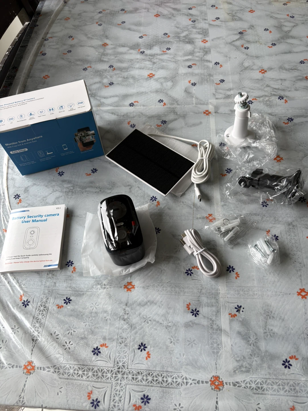 Brand New 2K Solar Powered Wireless WiFi Security Camera - photo 4