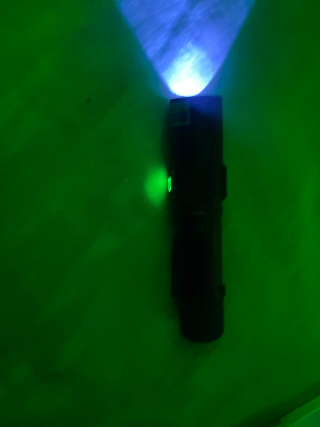 Black light - photo 2