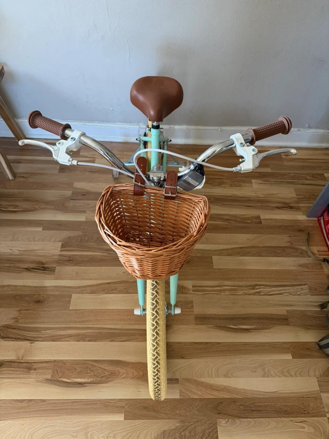 Kids Teal Bike 16“ with Basket and Training Wheels - photo 3