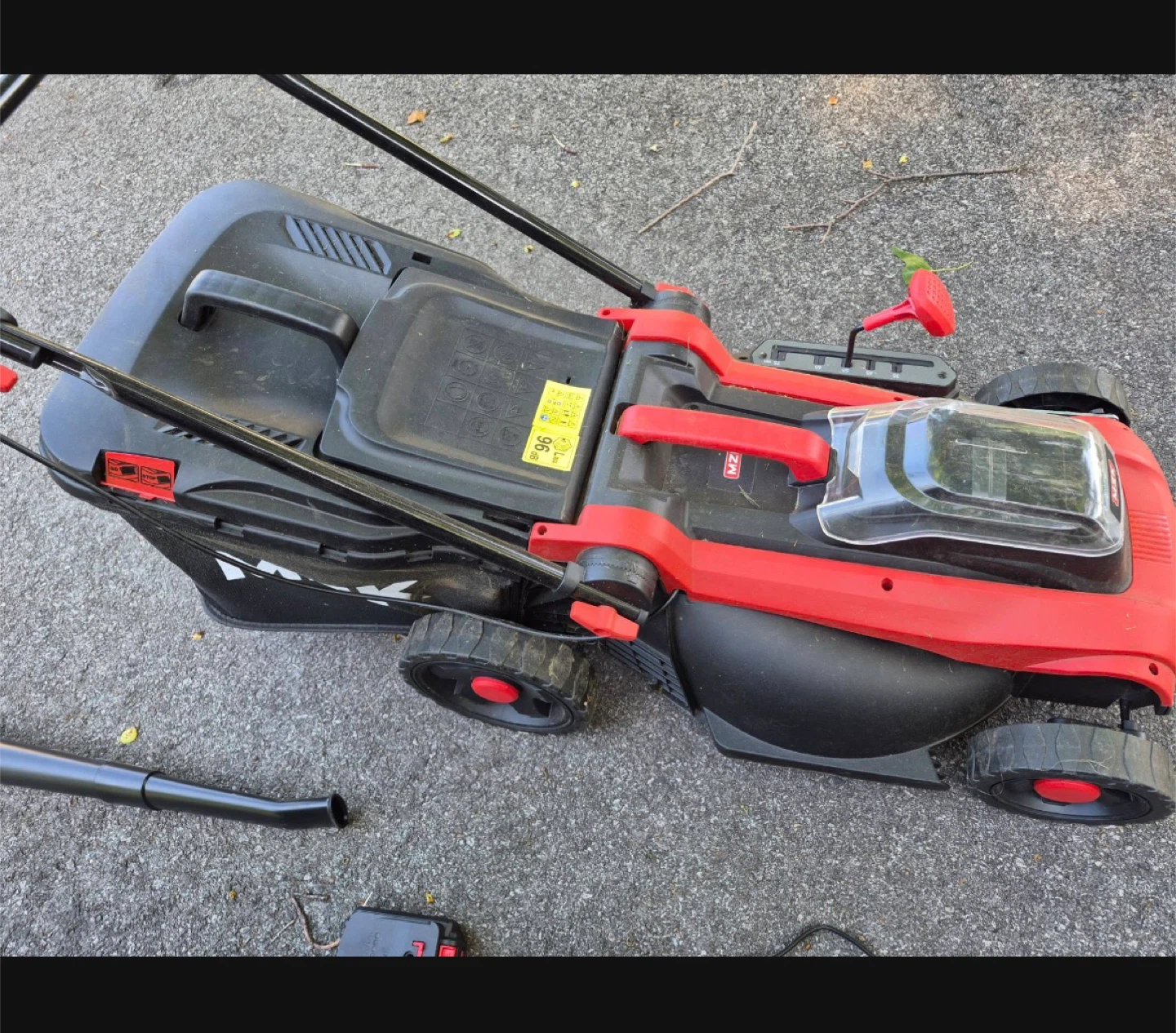 MXK Lawn Mower, Leaf Blower Combo Kit - photo 3