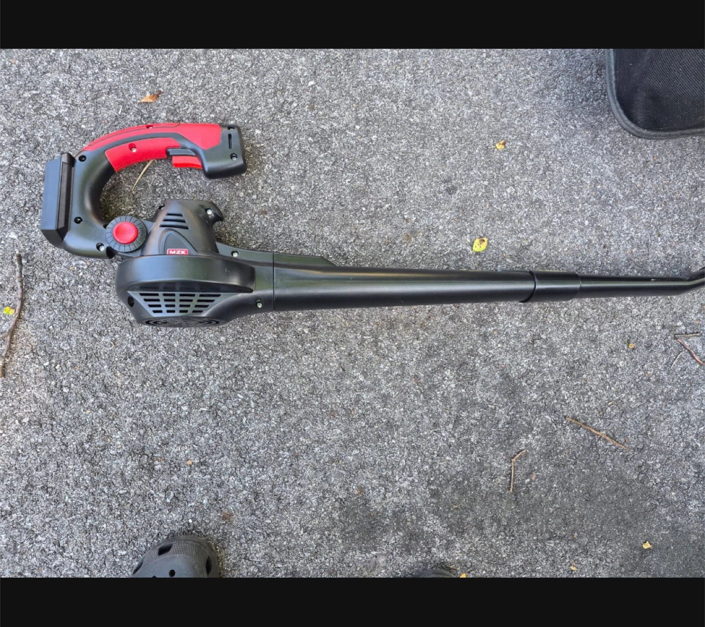 MXK Lawn Mower, Leaf Blower Combo Kit - photo 4
