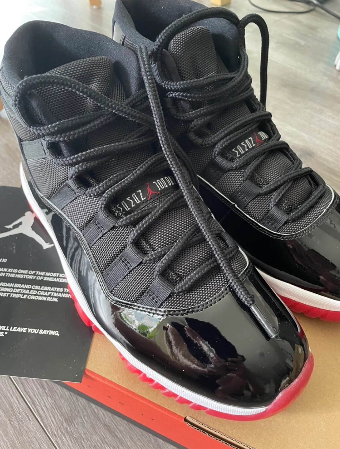 Air Jordan 11 Bred - size 10.5