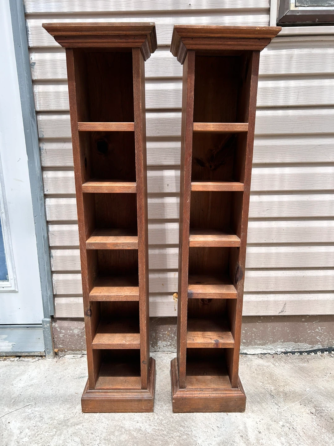 Wooden CD/DVD Tower Shelves (Set of 2)
