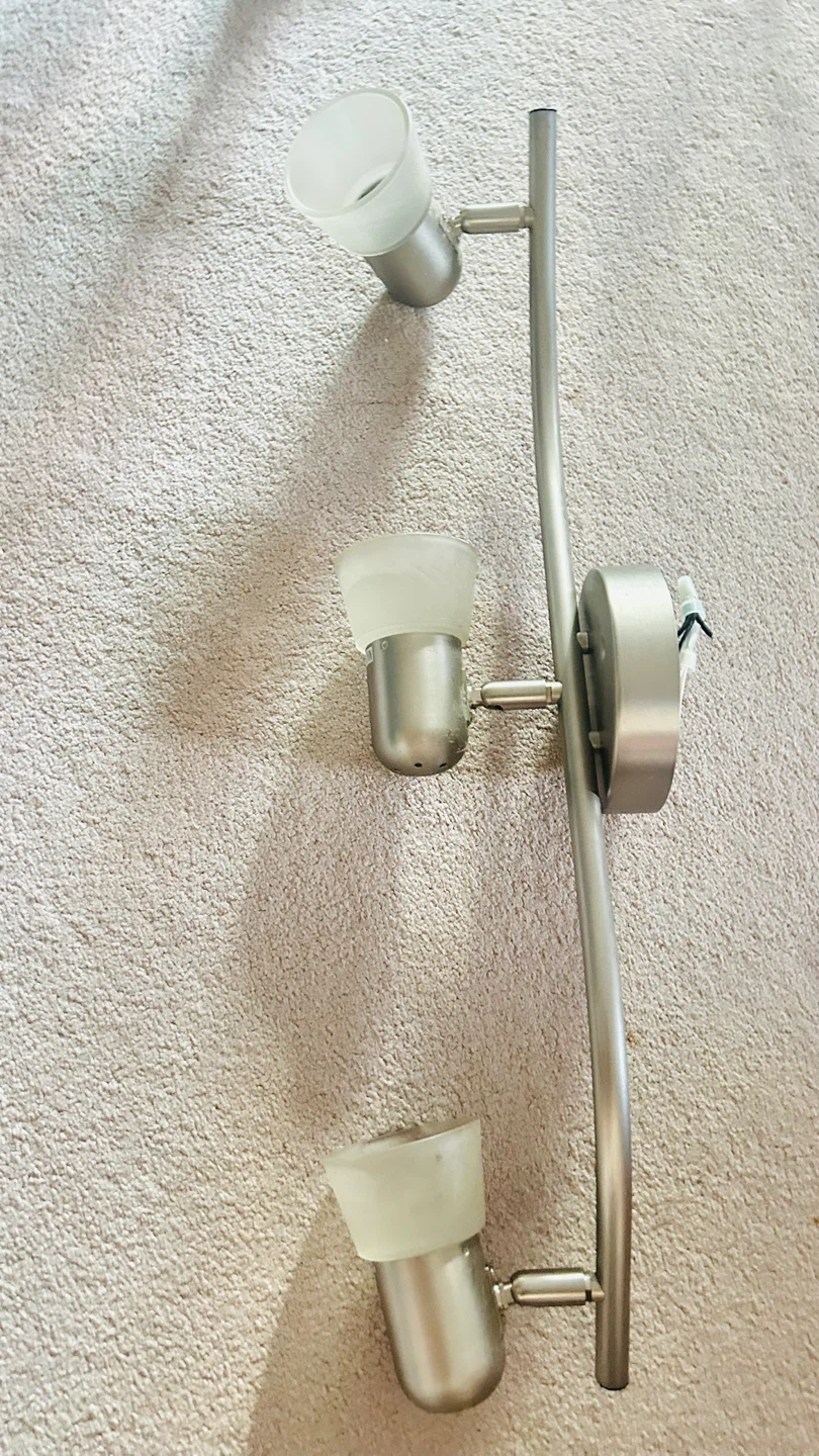 Sleek Modern Track Lighting Fixture