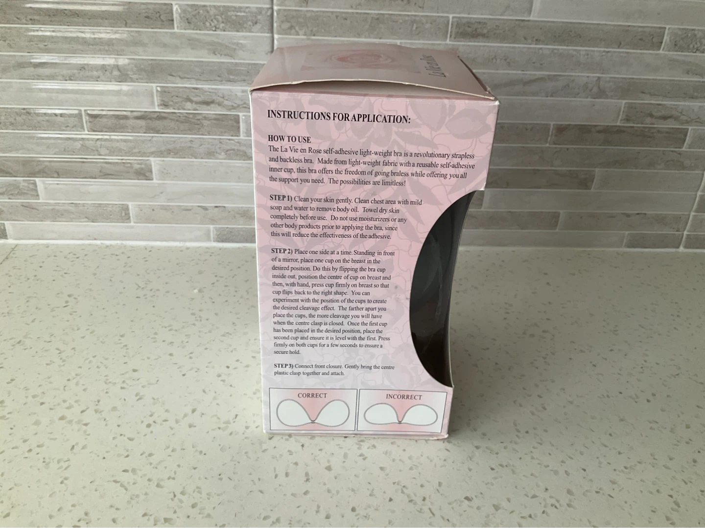 LA Vie en Rose self adhesive bra ~size L~Brand New! - photo 2