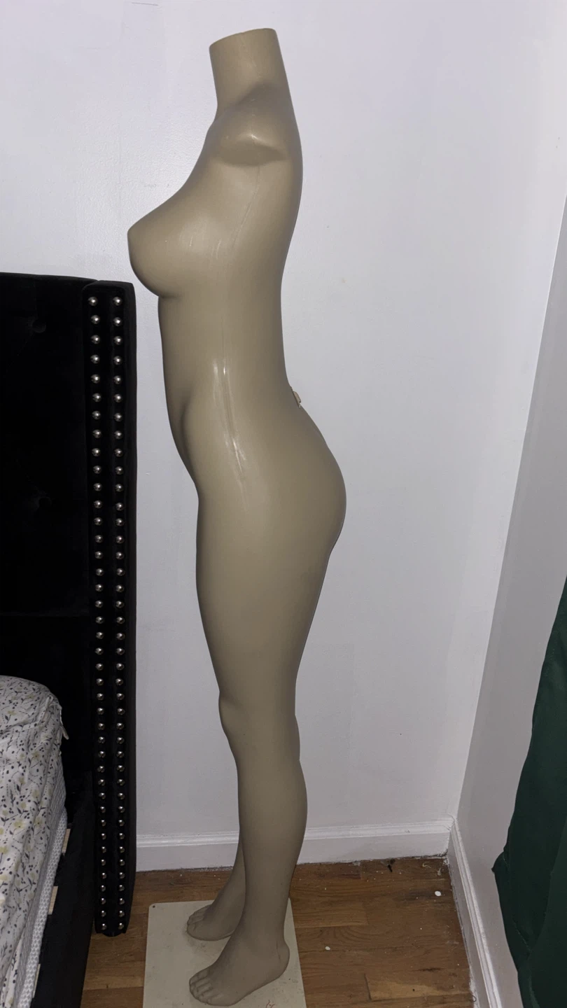 Female Mannequin Torso and Legs - photo 2