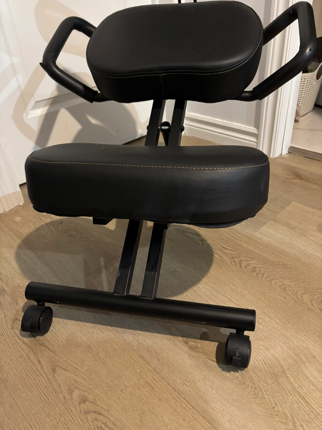 Black Ergonomic Kneeling Chair with Back Support - photo 5