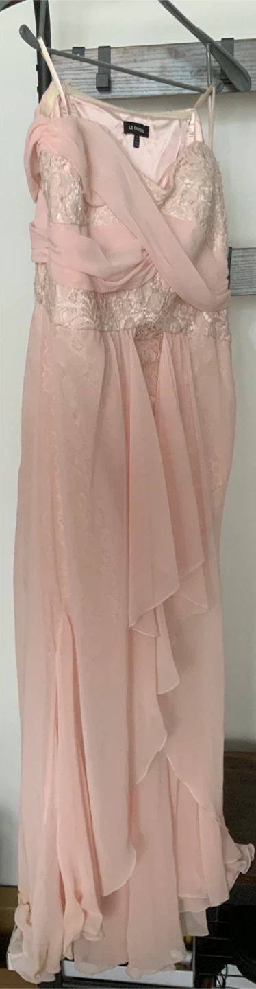 FREE strapless pink dress - size large