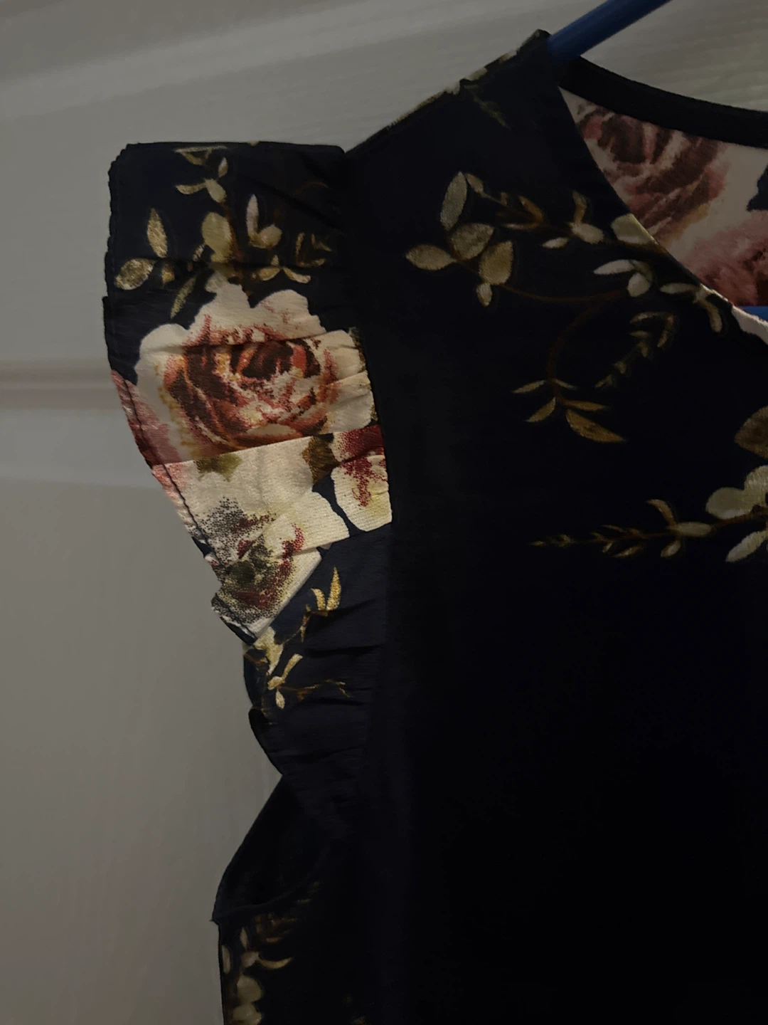 Floral Print top with Ruffle Sleeves - photo 2