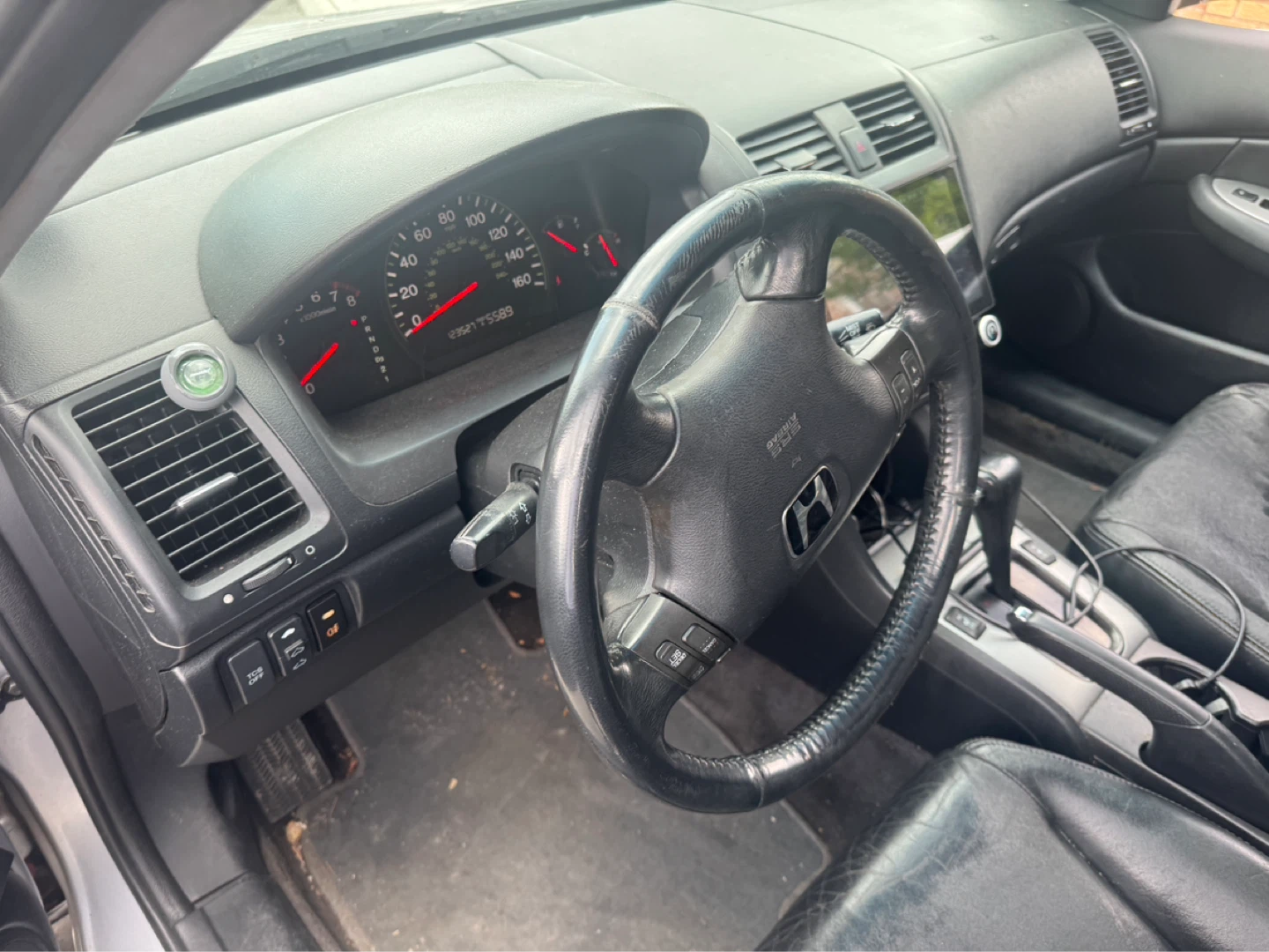 2003 Silver Honda Accord V6 Sedan - photo 5