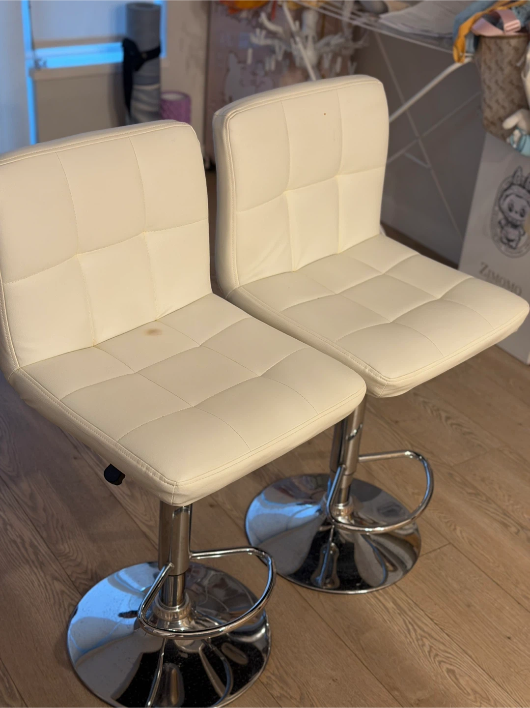 Set of 2 White PU Leather Adjustable Bar Stools