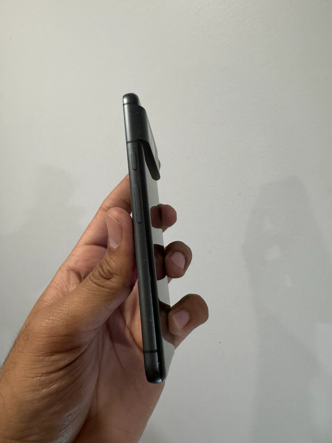 Google Pixel 8 128GB Black – Minor Screen Scratches – Unlocked - photo 2
