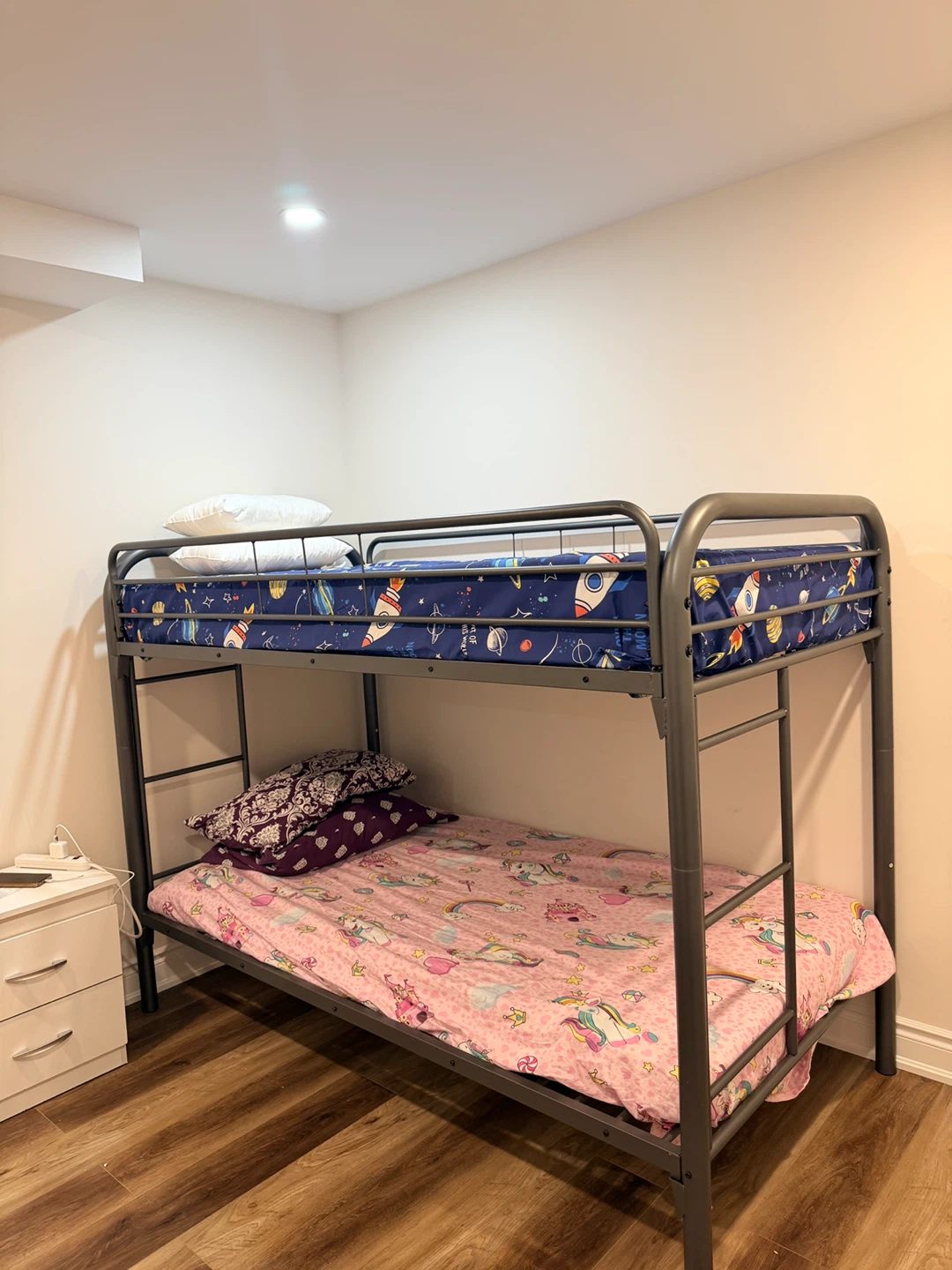 Metal Bunk Bed - photo 4