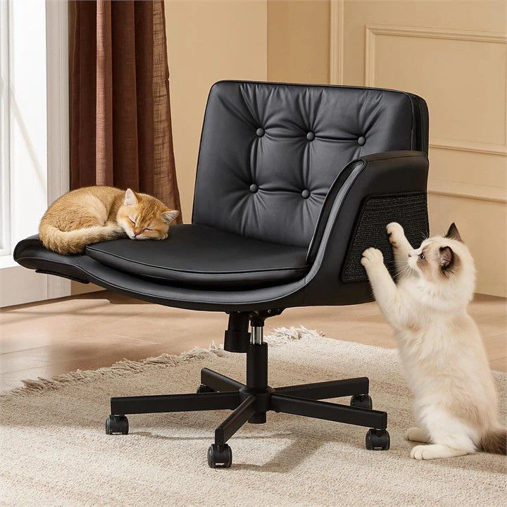 Black Tufted Office Chair with Footrest