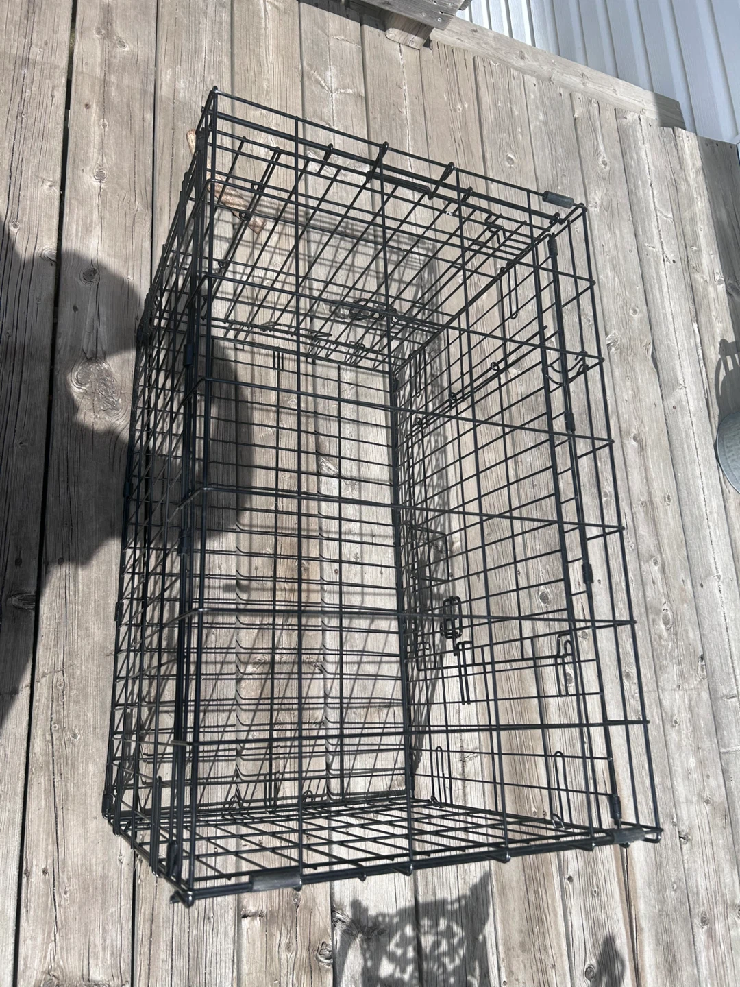Black Metal Dog Crate