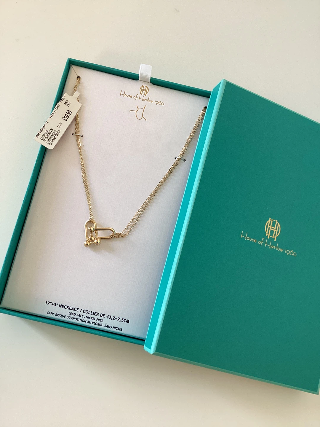 House of Harlow Necklace ( new in box )