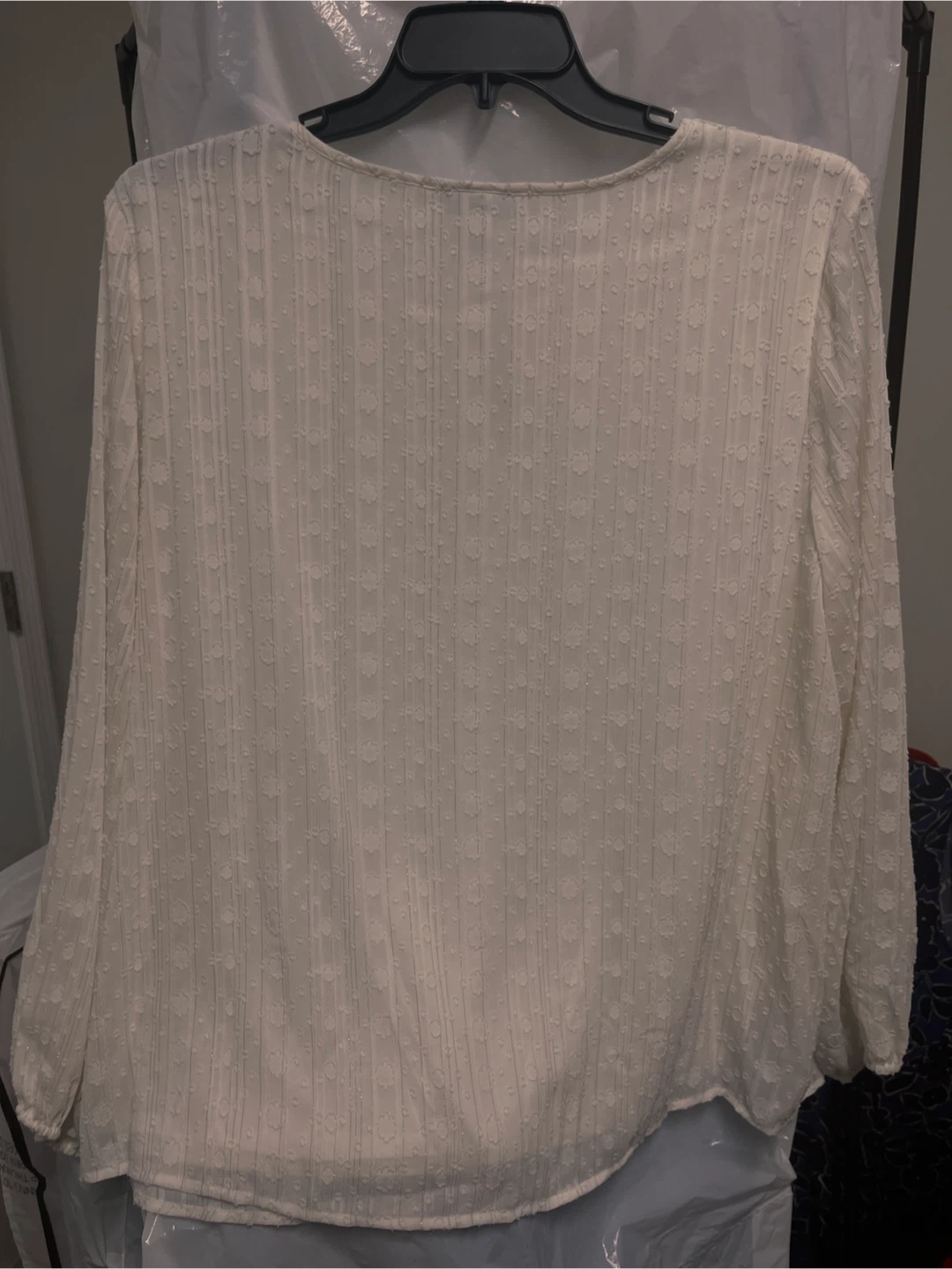 Ivory Keyhole Blouse - photo 2