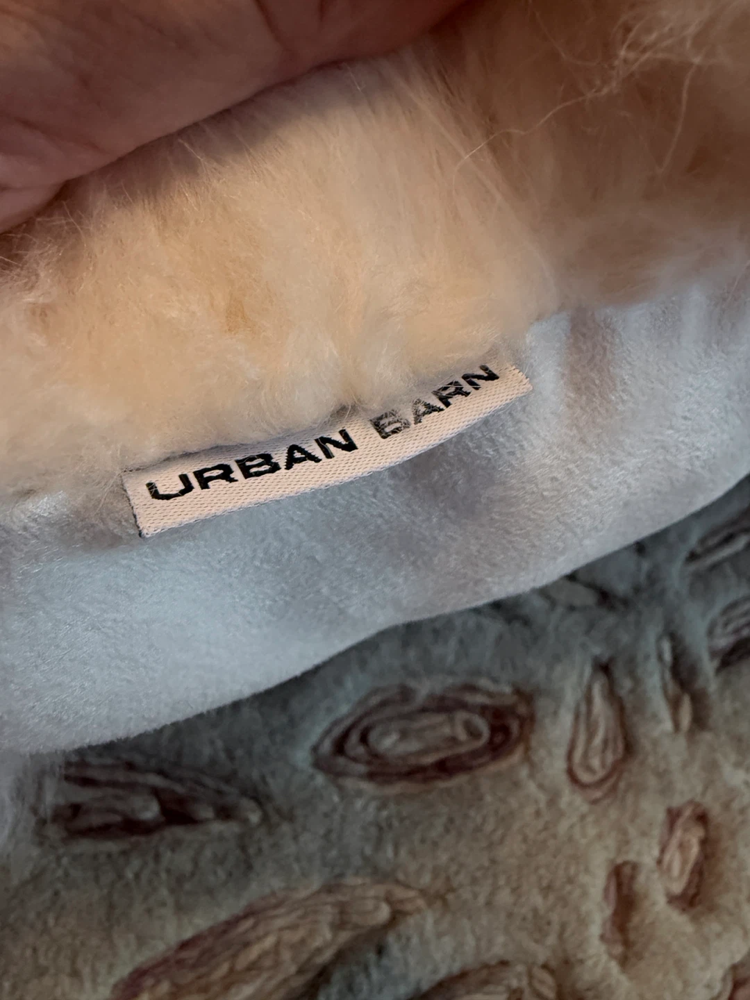 3 Faux Fur Throw Pillow - photo 4