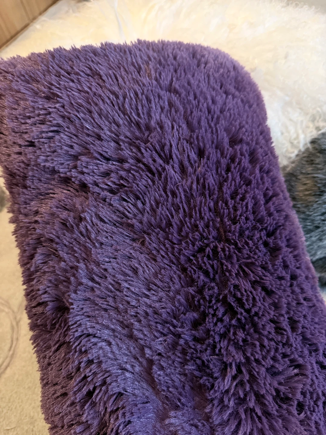3 Faux Fur Throw Pillow - photo 3