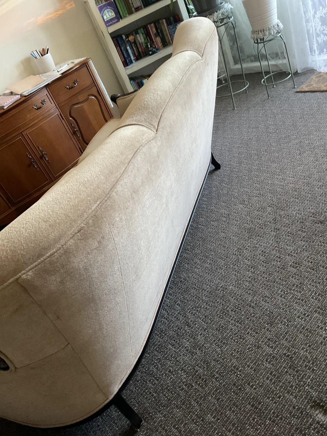 Cream Sofa - photo 4