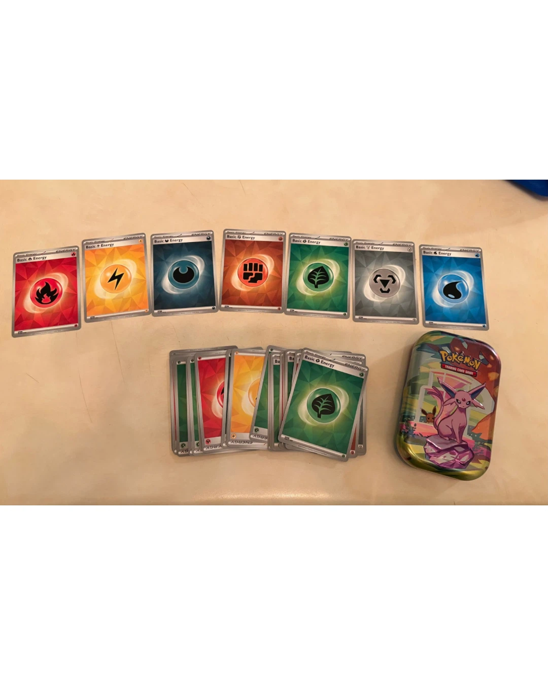 Pokémon Energy Card Set with Collector Tin