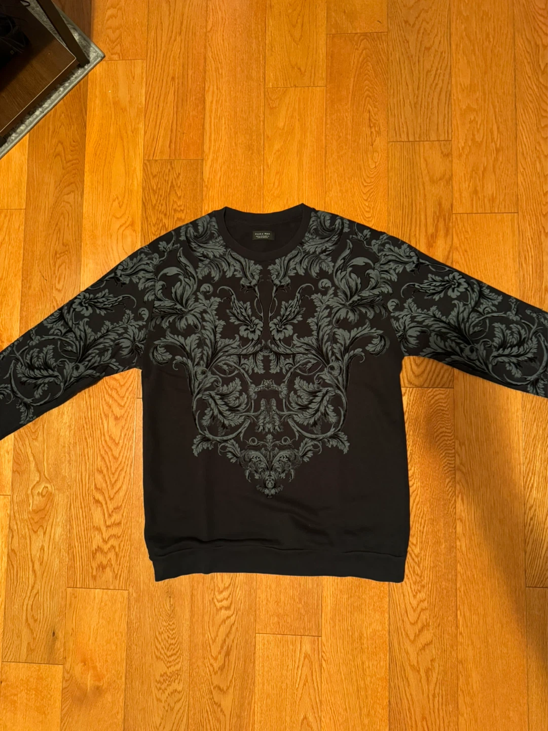 Zara Man Black Baroque Print Crewneck Sweater XL