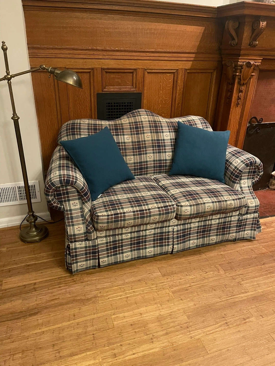 Love seat