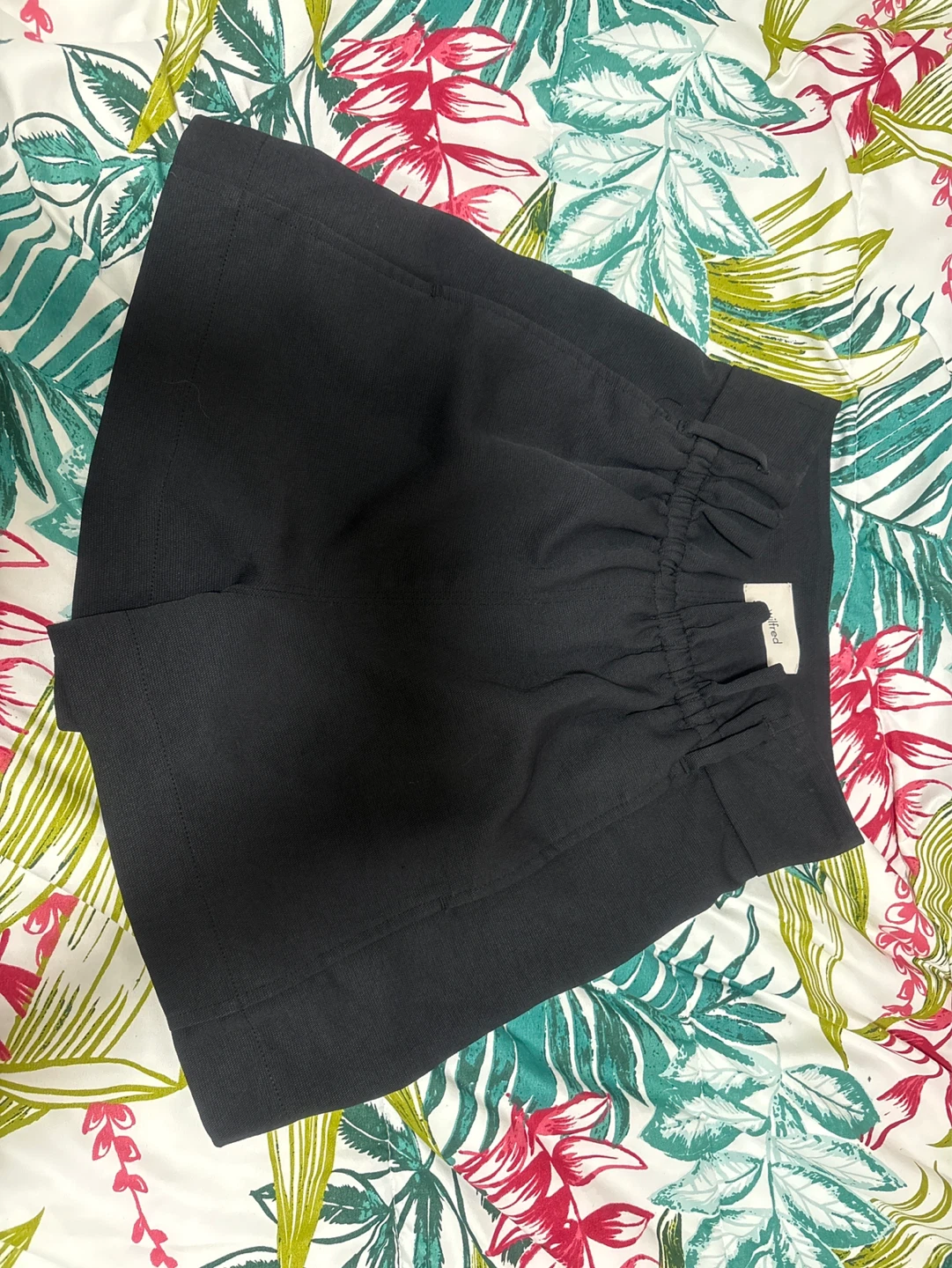 Wilfred Black High-Waisted Shorts