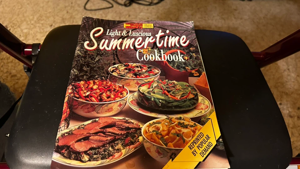 Cookbook magazines - photo 2