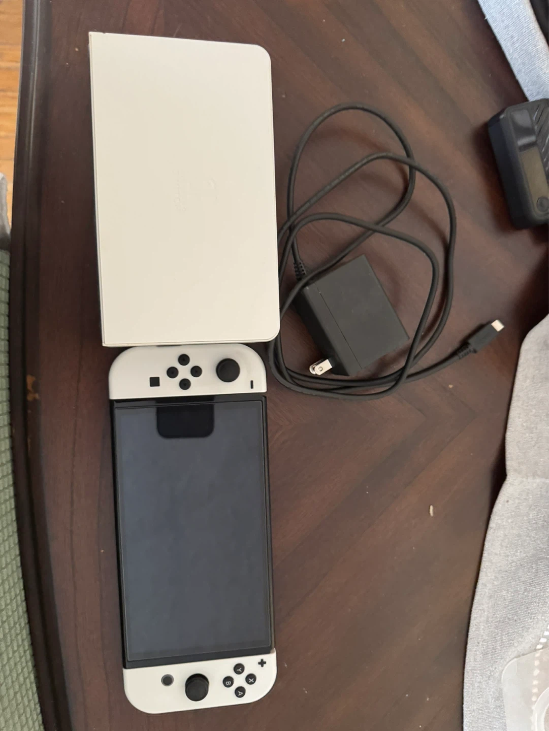 Nintendo switch oled with pro controller